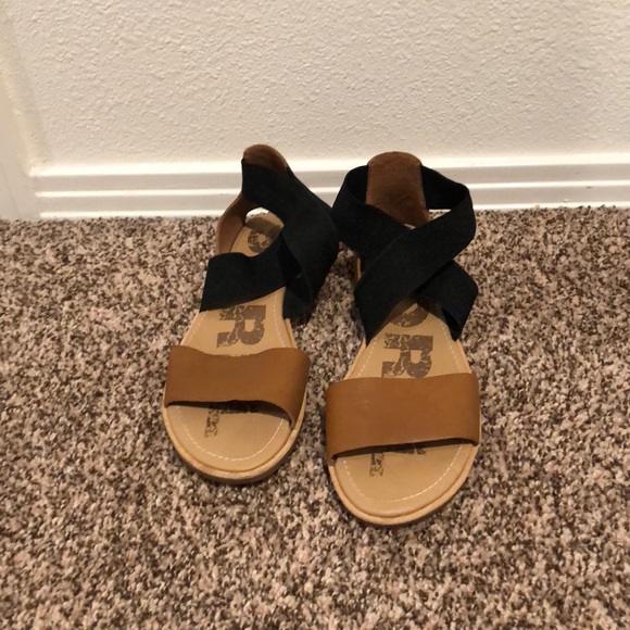 sorel ella sandal black